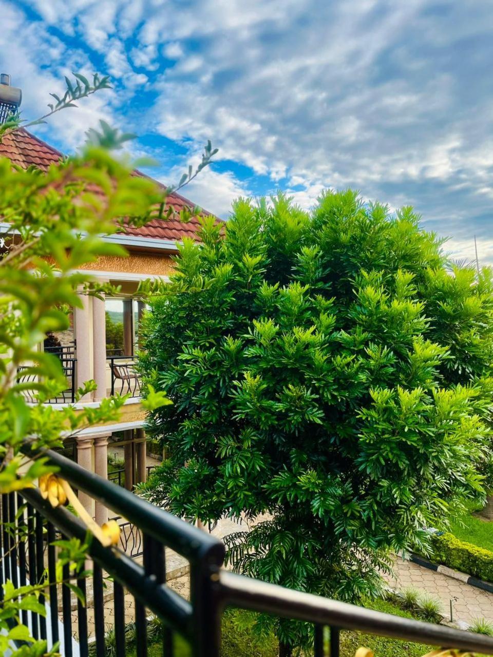 Petra Homes คิกาลี ภายนอก รูปภาพ